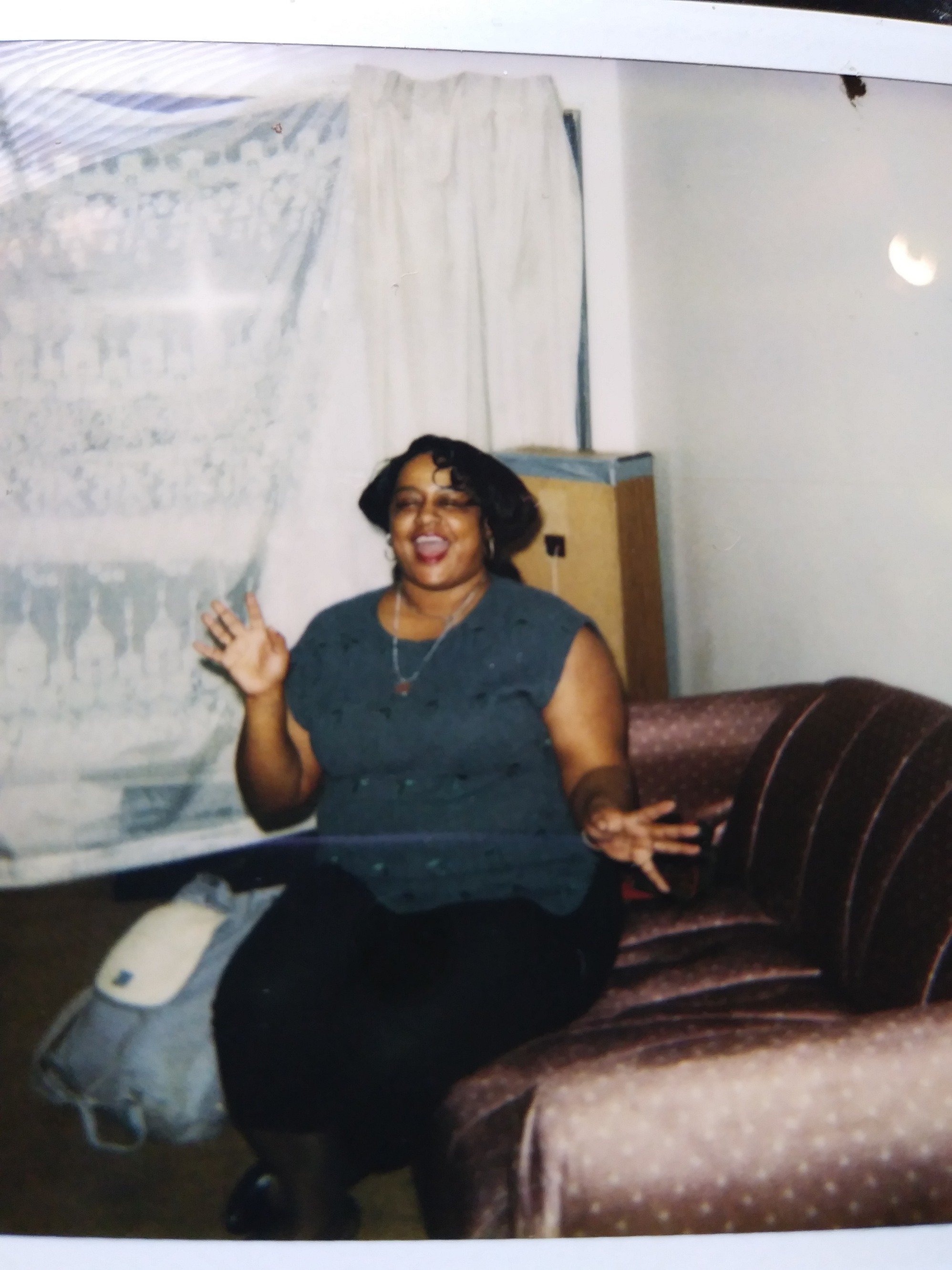 AmeiaGomez's profile picture. writer, artist, and lyricist