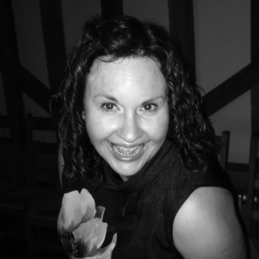 Independent comms specialist. Interested in internal, change and leadership comms, engagement and modern parenting approaches. All views are my own.