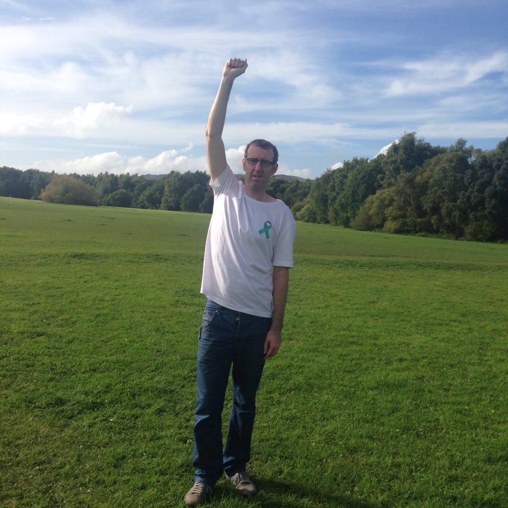 Songwriter , BSL user and Person Who Stutters #peoplewhostutter