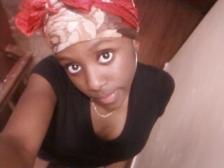 LiDoMiSsLaNdA's profile picture. Diz Landa Himmie Up On Duh Aim LaNdABoO123XD lATAZZ