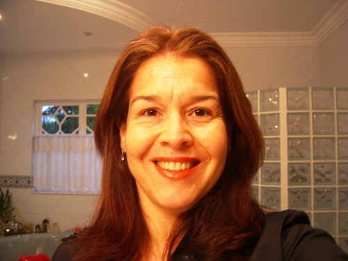 pedagoga pela UFSCar, consultora, Coach, casada, filha, irmã, esposa,mãe, sogra e avó...