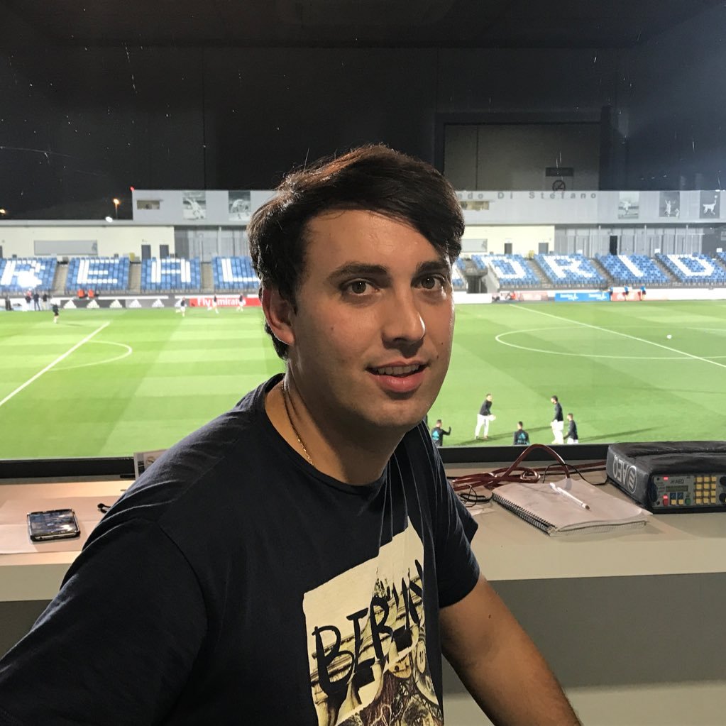 Periodista. Radio Guijuelo. MGS Seguros. Seguros Arturo's