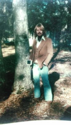 WillieMaikit1's profile picture. Marine Dad. Southern guy with style. Old school values - honor your parents, the flag and family