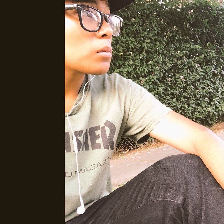 WeAreAllTheSons's profile picture. Just your average skater here 😏😬 Skating 24/7