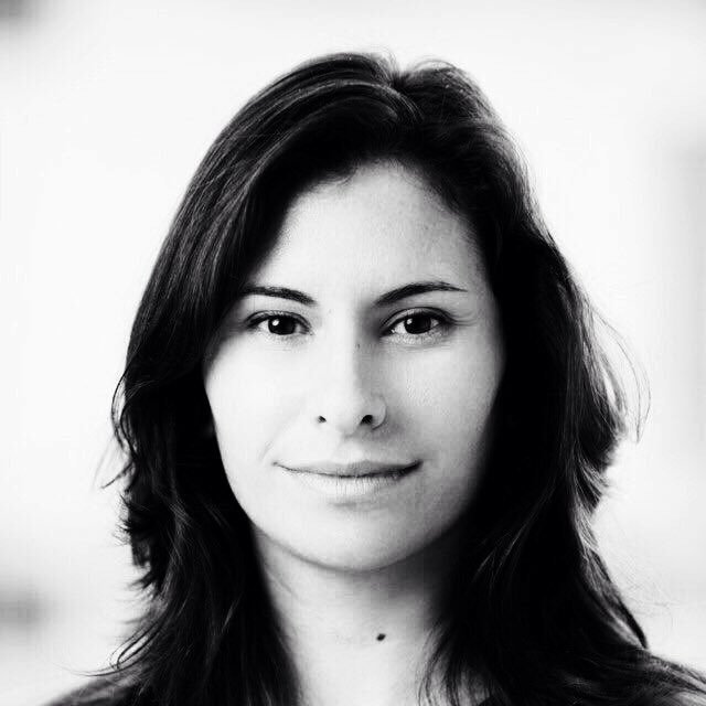 YaniraPerezL's profile picture. Arquitecta “de letras”. Amante y defensora de la lengua y madre de mis hijos, que no es poco… Me gustan las normas y detesto los procesos largos