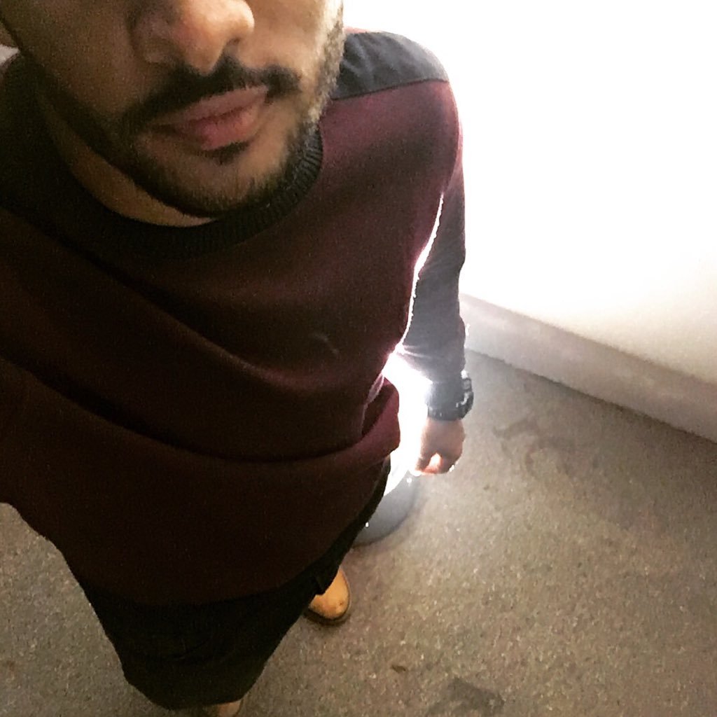 azoze_az's profile picture. normal human being ☺️