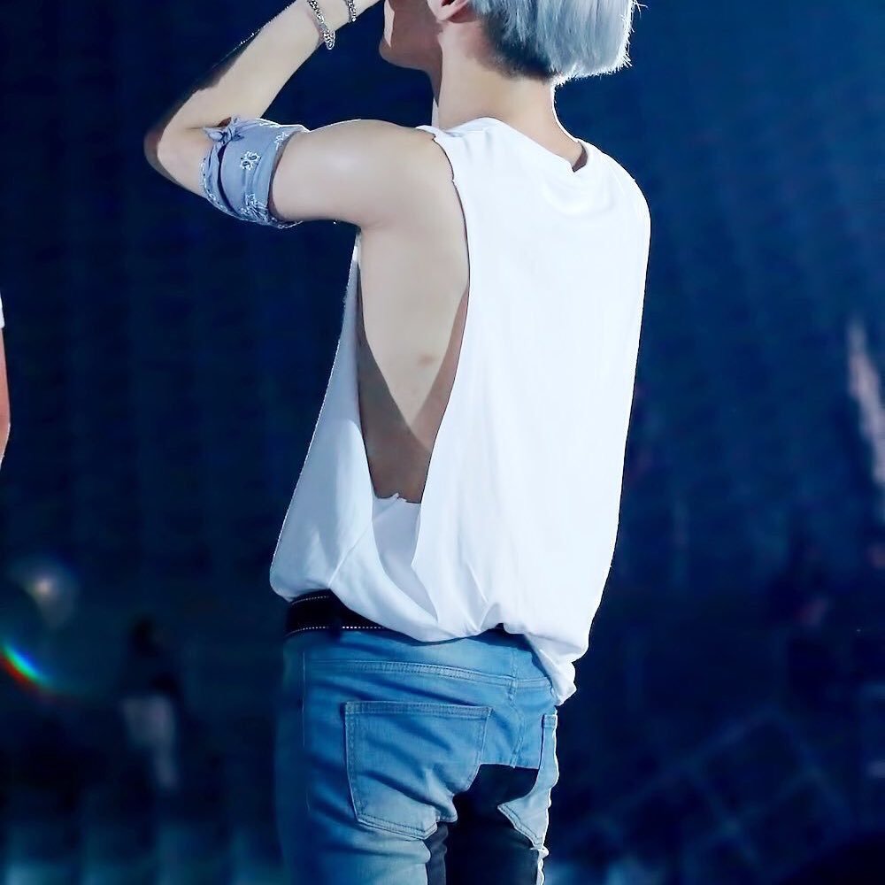 TEMIN ( fake ) 変態カッポ→@Tae_Hyung_1230b