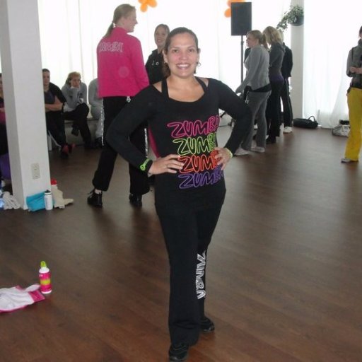 SheZum-dance ( Zumba en allround groepslessen docent)