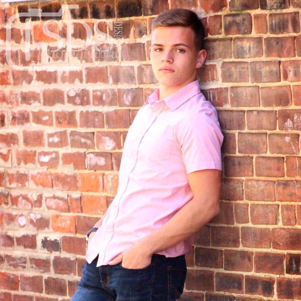 nick_wethington's profile picture. Cheerleader at top flight 💙 🌀dub club🌀