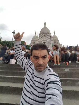 NABOULSI75017's profile picture. Je suis de métier reporter photographe j'ai travaillé plus de 15 ans dans la presse j'aime la politique le sport généralement surtout le foot