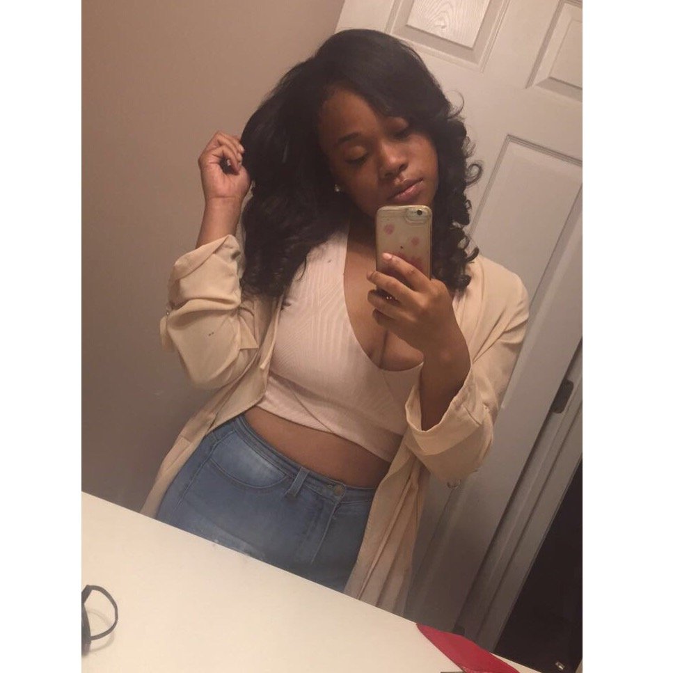 _MyMotto's profile picture. 27. Dylan’s Mom 👶🏾💙. A smart young woman in the making of being successful #WMU #RIPKeon #RIPKyra. 072718👶🏾♥️