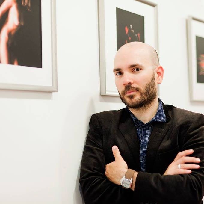Fotógrafo, Artista visual e Historiador del Arte. Nacido en Cuba y adoptado por Catalunya.