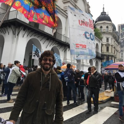 sopmacolbap's profile picture. Idealista, amante de causas perdidas, enemigo de molinos. Proletario... De Banfield y el Athletic de Bilbao
