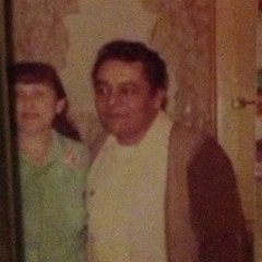 Mariexoxoxoxo's profile picture. I took something broken and made it beautiful