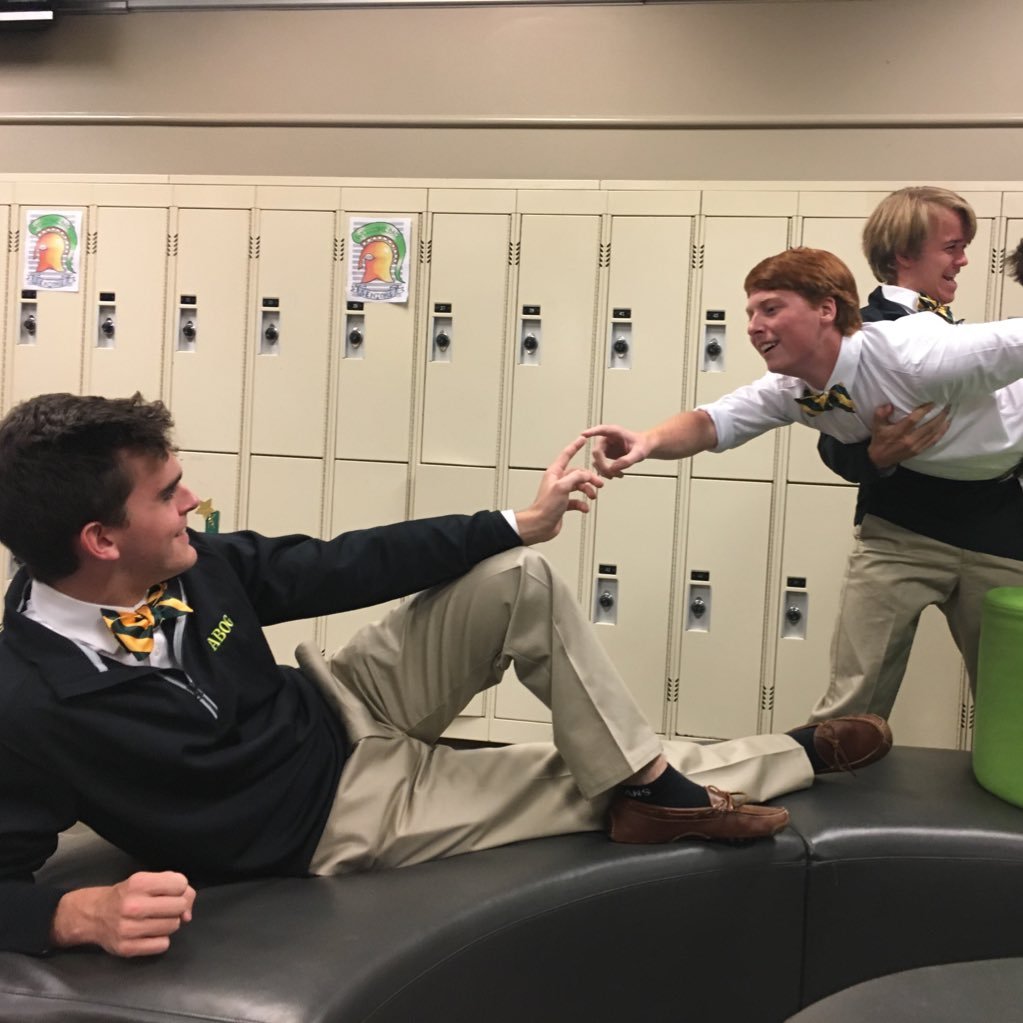 A Bunch Of Guys-Men's Acapella group of Mountain Brook High School