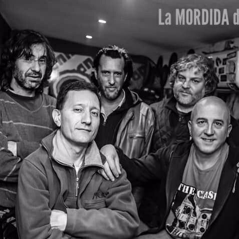 Banda de rock formada en Moreno en 1997. discos