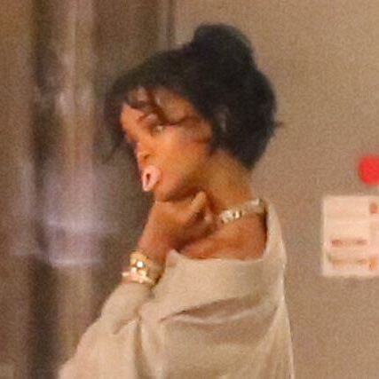 ciarra12step's profile picture. Definition: ♊️