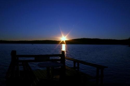 Destination Ozarks - Adventure on Lake Norfork