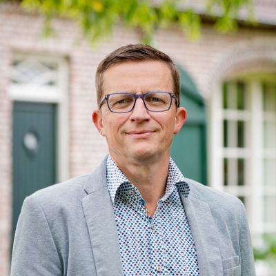 Juridisch adviseur Omgvingsrecht, Valk advies & bemiddeling: Milieu, Afval, Omgevingsvergunning, ruimtelijke toelichting bestemmingsplan, huisv arbeidsmigranten