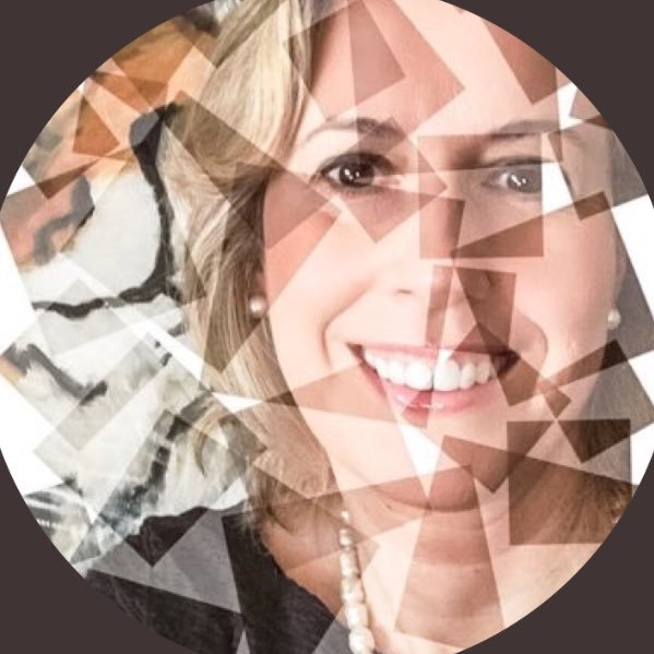 nievessnow22's profile picture. Agradecida a Dios. Informática, Disfruto con mis gatos y tocando el piano y el violín. Madrid. ‘Hemos hecho del mundo, un infierno para los animales’