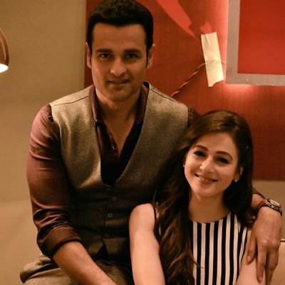 Unofficial fanclub @thevikrambhatt s webseries Memories fan club @rohitroy500 and @priyalgor10 in leads only on @viu_IN this November