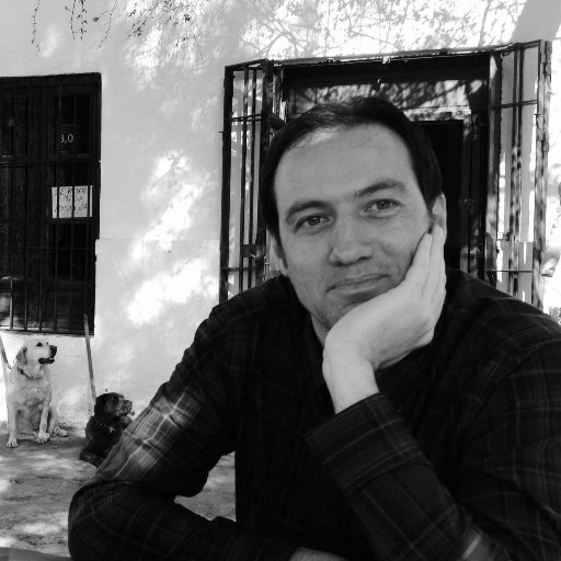 Traduttore, scrittore e quelquefois giornalista per @ElEstadoMental, @Doppiozero, @lavoroculturale e @stati_generali