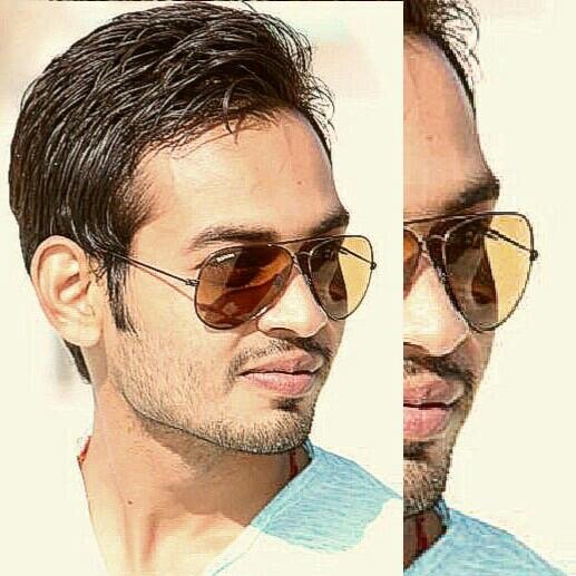 kathiriya_savan's profile picture. 