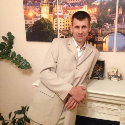 KF6Tkql34vfb6Zi's profile picture. 