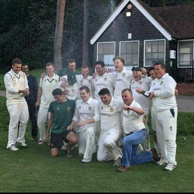 Dad, Cricket lover, Clubman, Food connoisseur and Brighton & Hove albion supporter