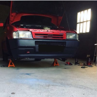 JavierRodri24's profile picture. Where Is The Limit? "No hay maquillaje ni diamante que sustituya la pasión al volante" 🚗💨