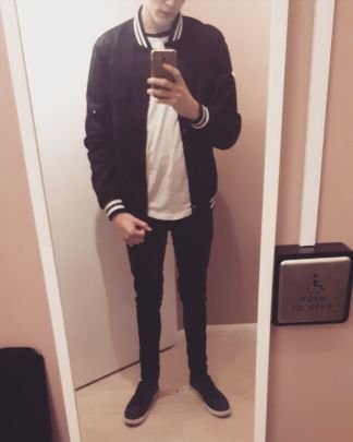 00JackGriffiths's profile picture. 24