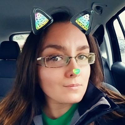 Army Vet, Penguins and Yankees fan, dog-mom.
Call me Dani.