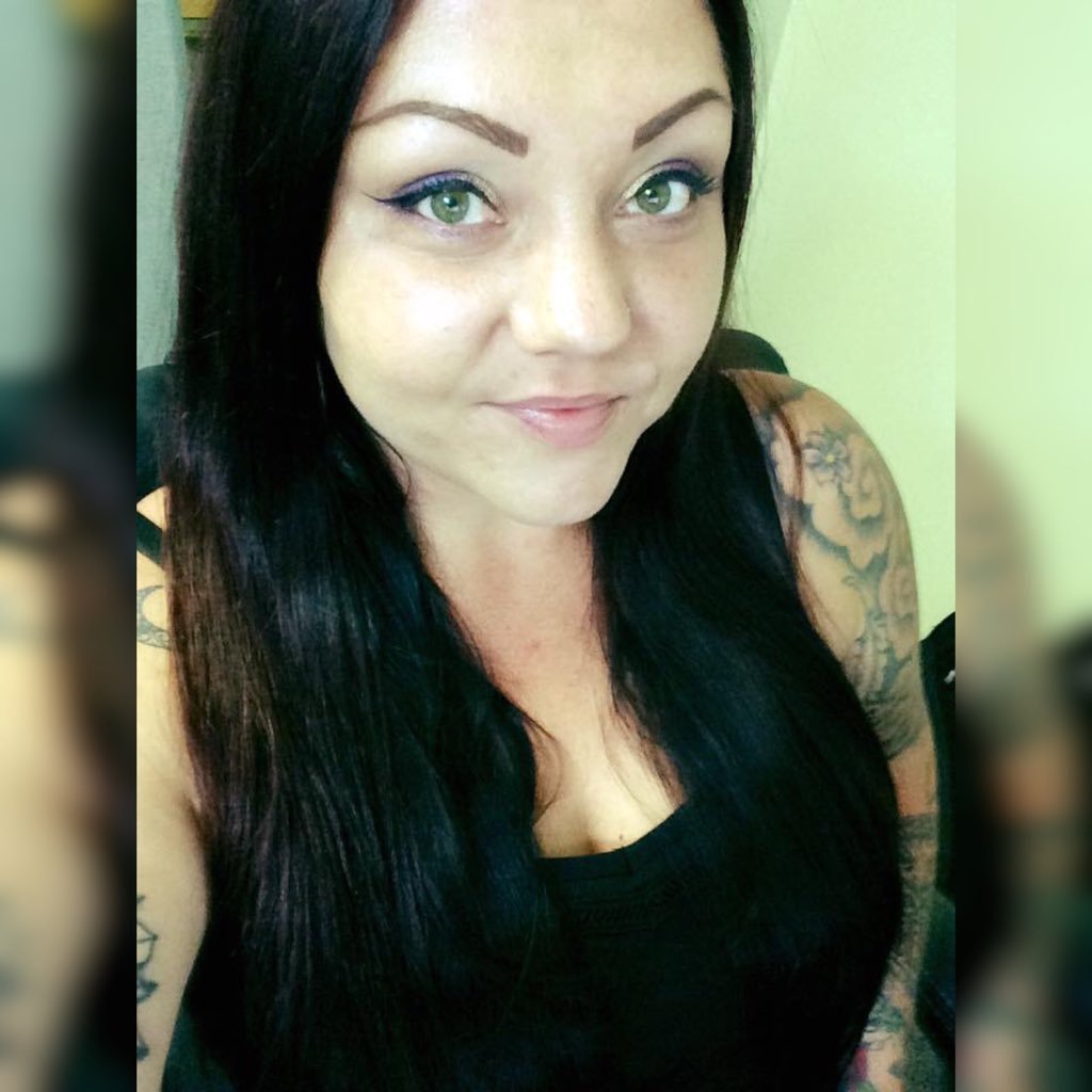 _inked_doll's profile picture. #Mom of 3 beautiful girls | #Tattoo collector |#Artist | #Writer | Pup lover 🐾 | #survivor #mentalhealthawareness @stopbullyinggov #yourvoicematters