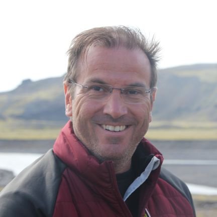 ChimoIzquierdo's profile picture. Humanista Digital. Las personas siempre lo primero. #Tecnología para un mundo más justo y sostenible. #TrabajoRemoto #AIEthics #Mindfulness