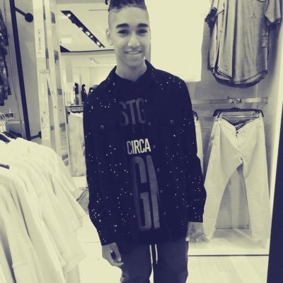 Becoming a professional YouTuber, play football, basketball and video games