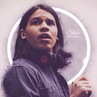﹣Vɪʙᴇ (@loquaciousgeek) 's Twitter Profile