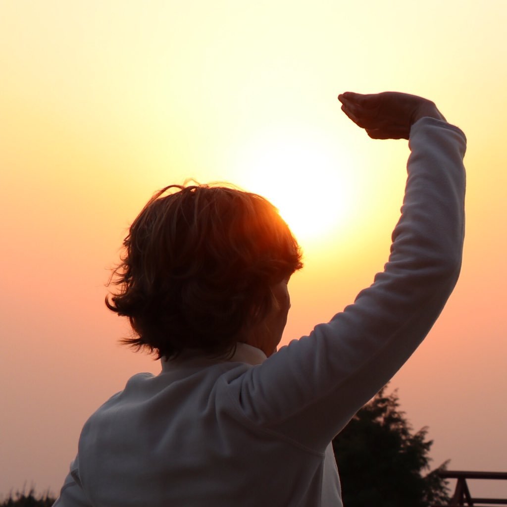 speuzin's profile picture. Chargée de mission #Région #Paca #Sud #TER #transports #santé #csti #culture #science #recherche #médiation #taïchi. Mes tweets n'engagent que moi.