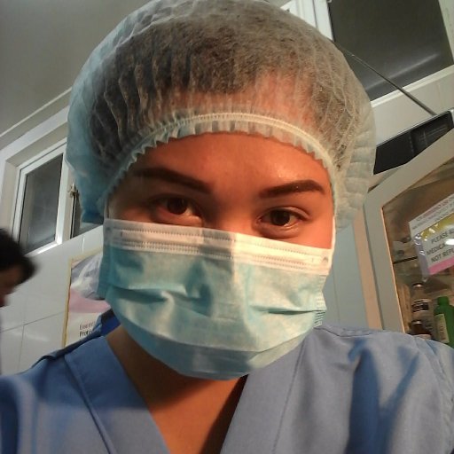 22. Mom. Bachelor of Science in Nursing. Blogger. Pursuer of dreams. Inlove. ❤