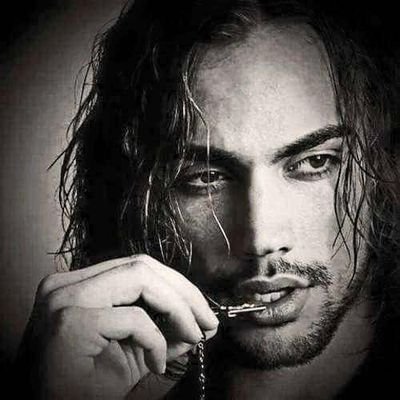 Pablo37292670's profile picture. Sguardo che uccide... cuore ... tenero...