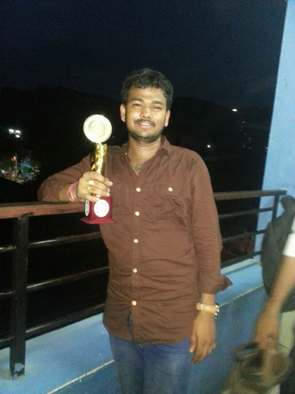 SurendraChakali's profile picture. 