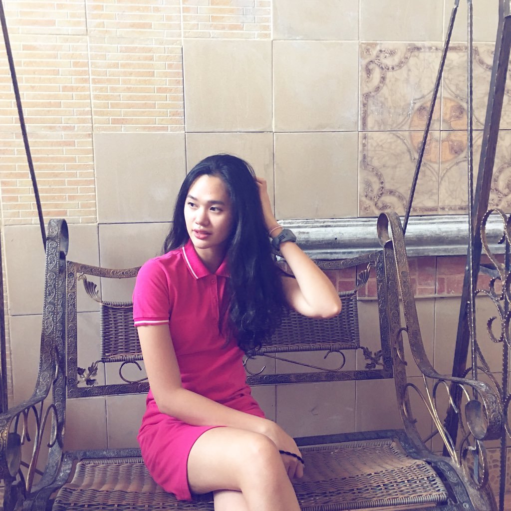 mkbusania's profile picture. food addict and insomniac