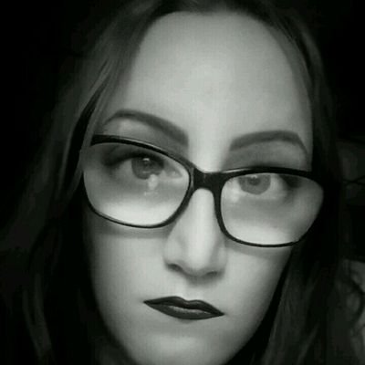 ChelseyWard0806's profile picture. I'm just trying to be a good mother, wife, & overall person. I don't have a circle, but my Jack is always on ice.