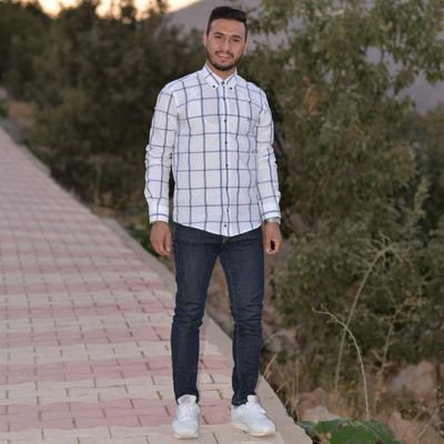 muhen1990's profile picture. ئەڵێن.. 
دەرمانی " ڕۆشتوەڪان "
تەنهـا لەبیر ڪردنـە ....!!

هەر بەڕاست شتێـڪ هەیە بەناوی لەبیرڪردن