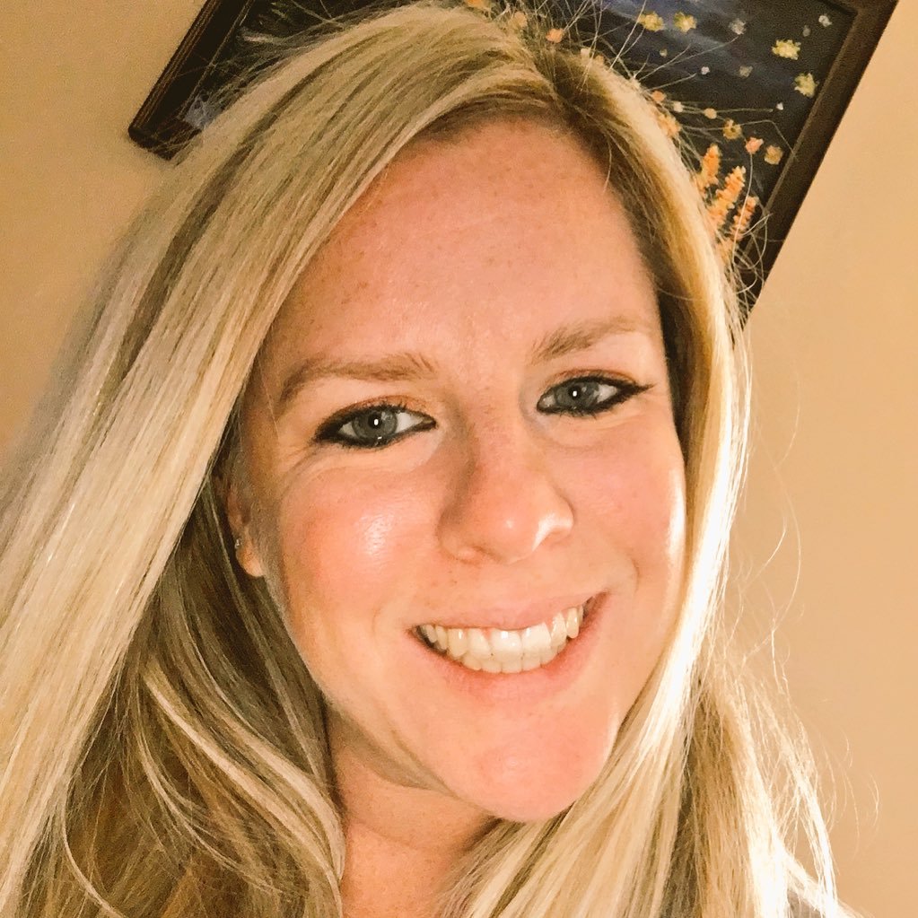 LauraMercier678's profile picture. Social Worker @ GCH fighting for social justice , USC alum, Wife, Dog mom , Planner girl🐾💗