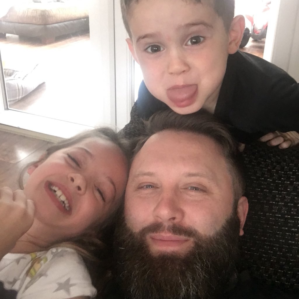 mickspinks's profile picture. 