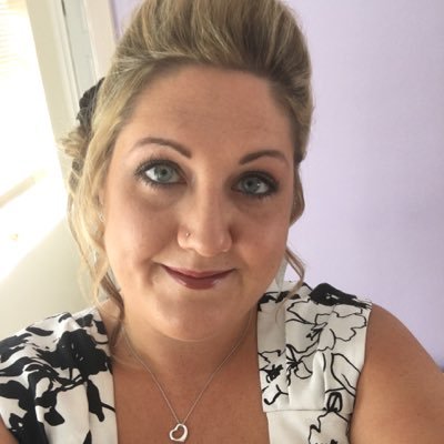 Beauty and massage therapist in Essex