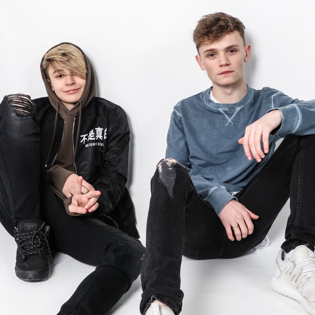 Source française sur le duo Bars And Melody. Retrouvez ici toutes leurs actualités!