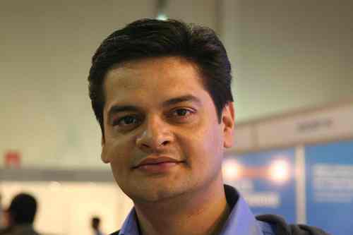 depn's profile picture. Everyday trying to b a better person.. and i believe Music and art really helps!!