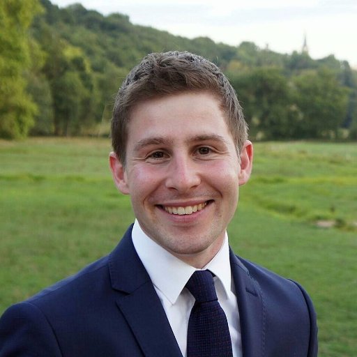 Vivien_Destro's profile picture. Auteur : "Les Cent-Fous", "L'invitation de Bacchus", "Vers le Service national".