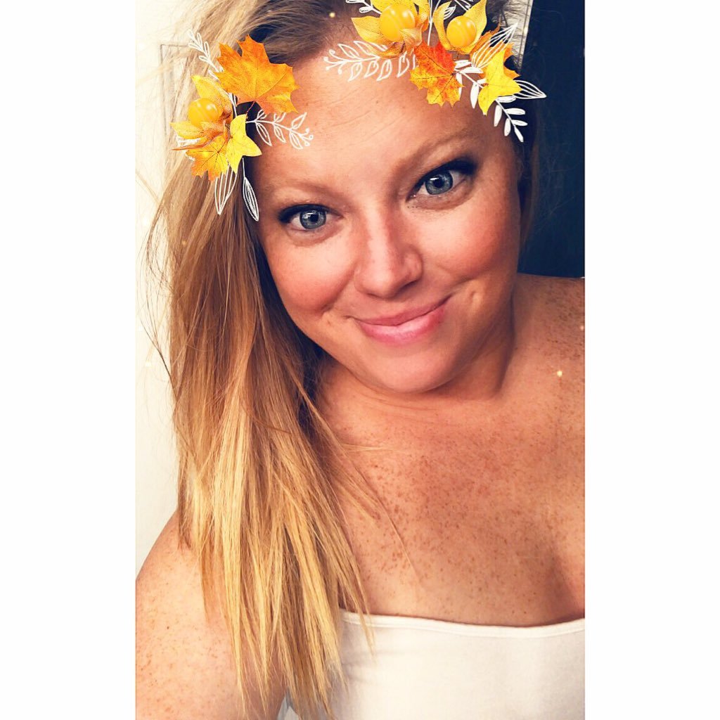 cbaby61's profile picture. •the universe mixed her with whiskey and honey•